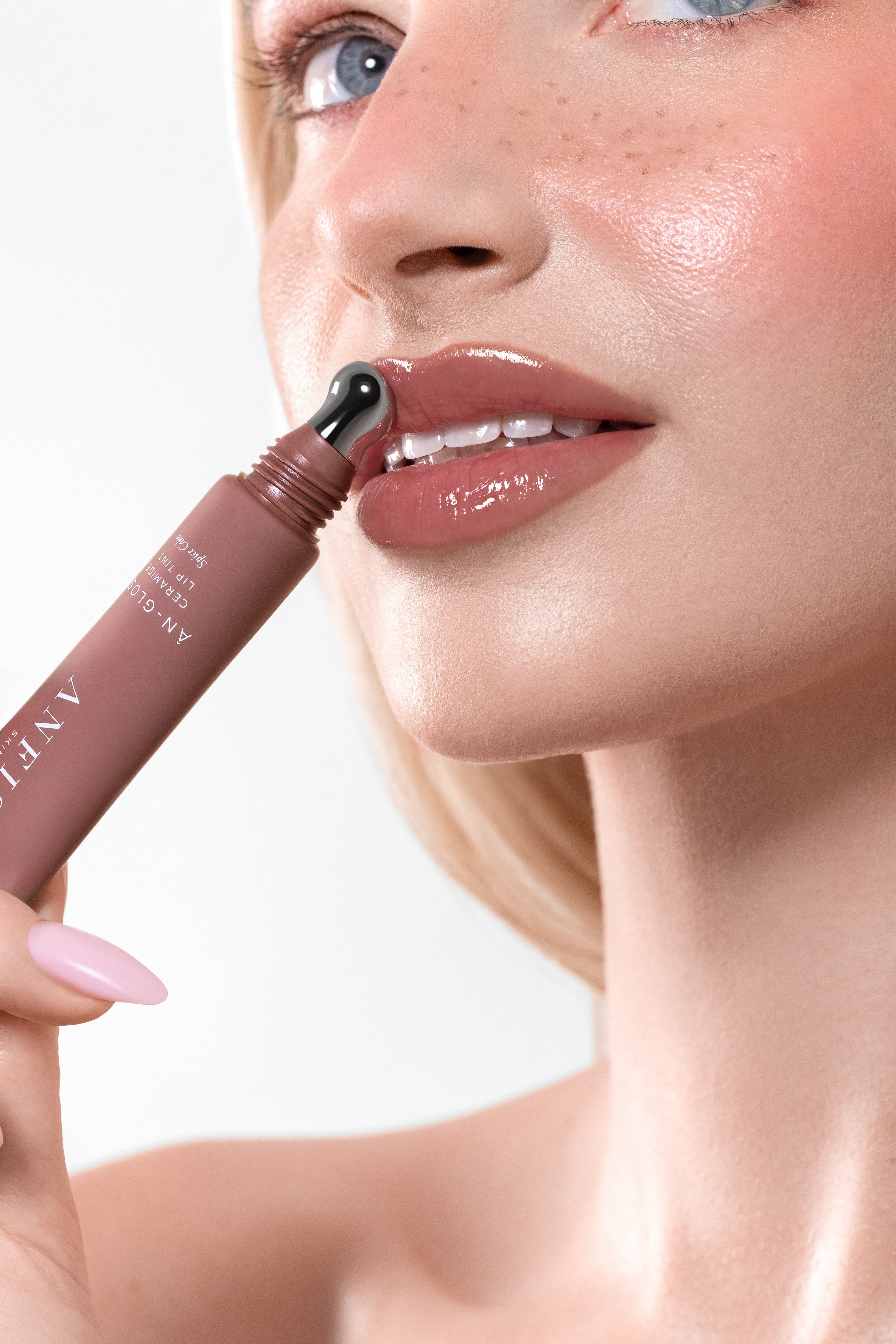 AN-GLOSS Ceramide Lip Tint: Spice Cake